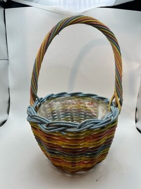 Multicolor Woven Basket Planer with Handle - Lined